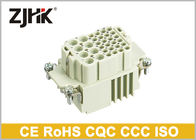 La HK - connettore resistente 008/024 del cavo con l'inserzione di combinazione 16A + 10A